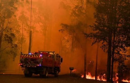 У лісових пожежах в Австралії загинули щонайменше 20 людей