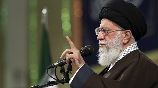 Верховний лідер Ірану висловився на захист тих, хто збив український літак