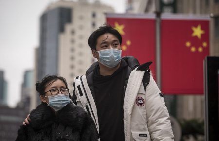 У Китаї на карантин відправлять можливих носіїв коронавірусу, які не мають симптомів