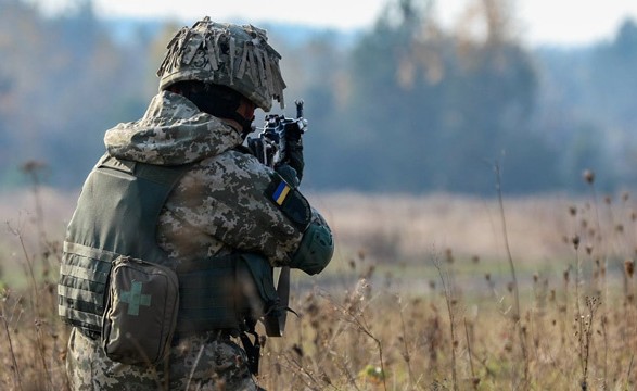 На Донбасі восьмеро українських військових отримали поранення