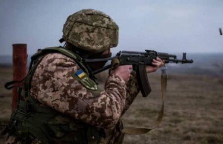 На Донбасі поранений український військовий — пресцентр ООС