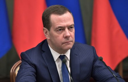 Фактор часу: Медведєв пояснив, чому уряд РФ пішов у відставку