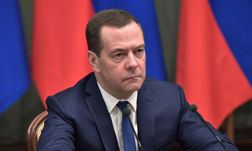 Фактор часу: Медведєв пояснив, чому уряд РФ пішов у відставку