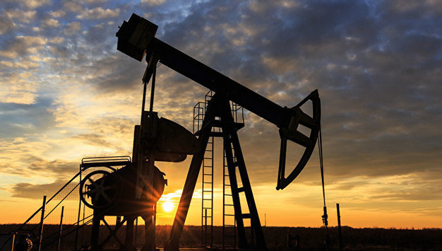 Ціна на нафту може змінюватися навіть від заяв політиків — Косянчук