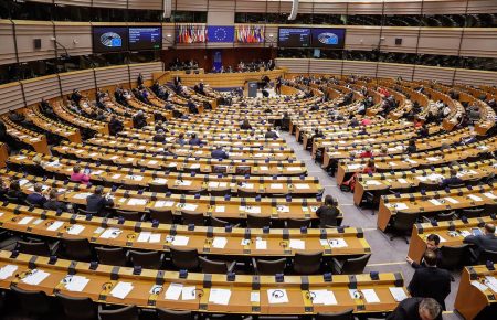 Європейський парламент затвердив вихід Великої Британії з ЄС