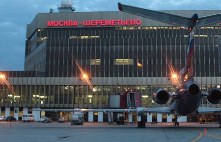 Немає грошей: росіянин кинув двох синів у московському аеропорту