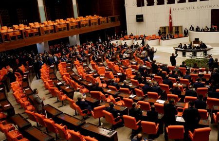 Парламент Туреччини підтримав законопроєкт, який передбачає відправку військ до Лівії