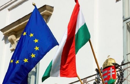 ЄС продовжив збройне ембарго щодо Білорусі та санкції проти 4 осіб