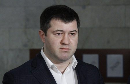 Апелляционный суд восстановил Насирова на должности главы ДФС