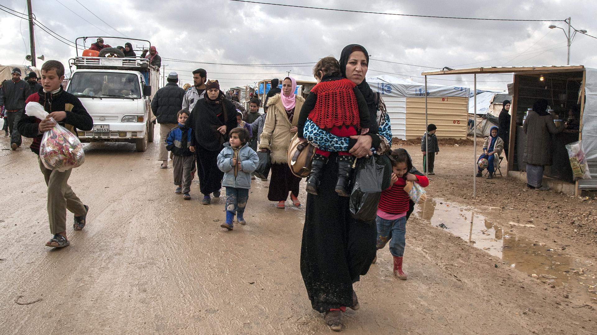 Туреччина вирішила не стримувати біженців з Сирії у Європу