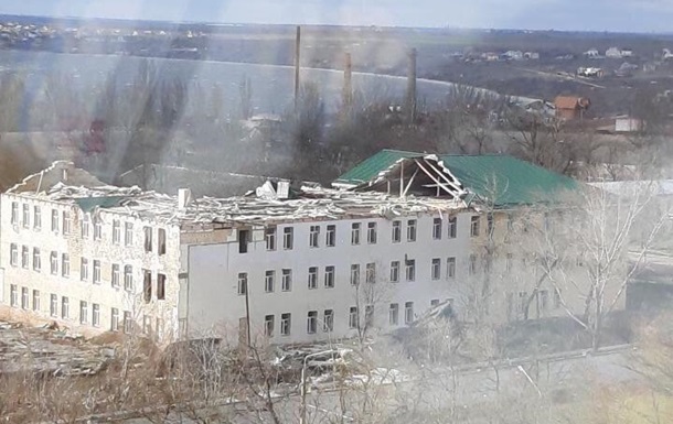 Буревій зірвав дах казарми у Миколаєві — Міноборони подасть в суд на підрядника