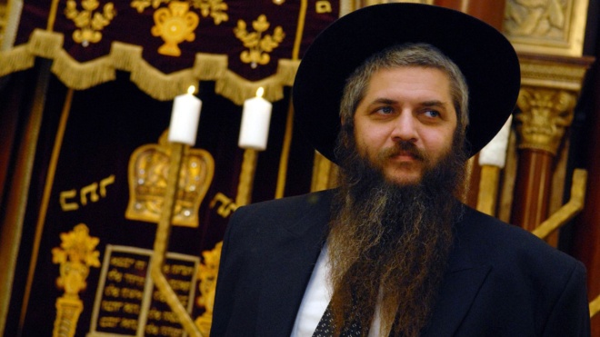 Прослушка у синагозі: головний рабин України звинуватив директора НАБУ в брехні