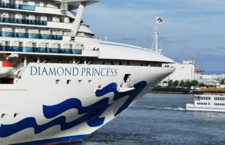 На круїзному кораблі Diamond Princess захворіли на коронавірус ще 44 людини