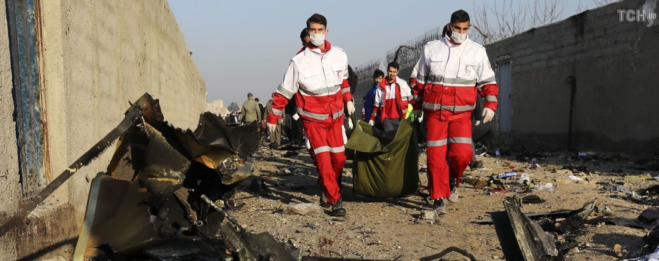 Збиття українського літака: Іран пропонує по 80 тисяч доларів для родин кожного загиблого