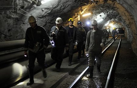 Треба перепрофільовувати шахтарів, а не підтримувати збиткові шахти — Фурса