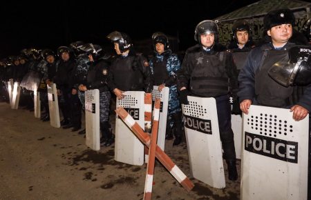 У Казахстані у районі сутичок розмістили спецзагони поліції