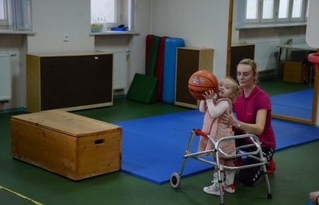 Видят не диагноз, а ребенка: как во Львове помогают социализироваться детям с нарушениями развития