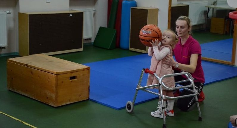 Бачать не діагноз, а дитину: як у Львові допомагають соціалізуватися дітям із порушеннями розвитку
