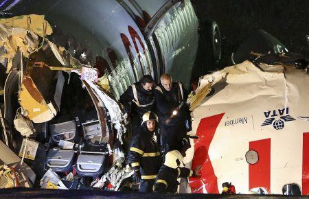 Аварія літака в Стамбулі: кількість постраждалих зросла до 120