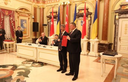 Україна та Туреччина підписали Угоду про взаємний обмін водійських посвідчень