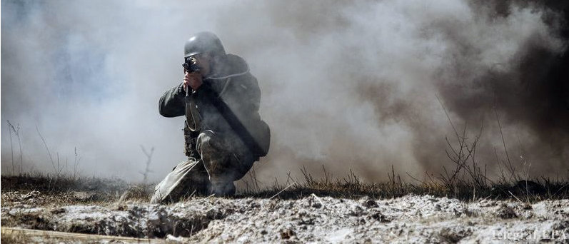 На Донбасі бойовики три рази обстріляли українських військових