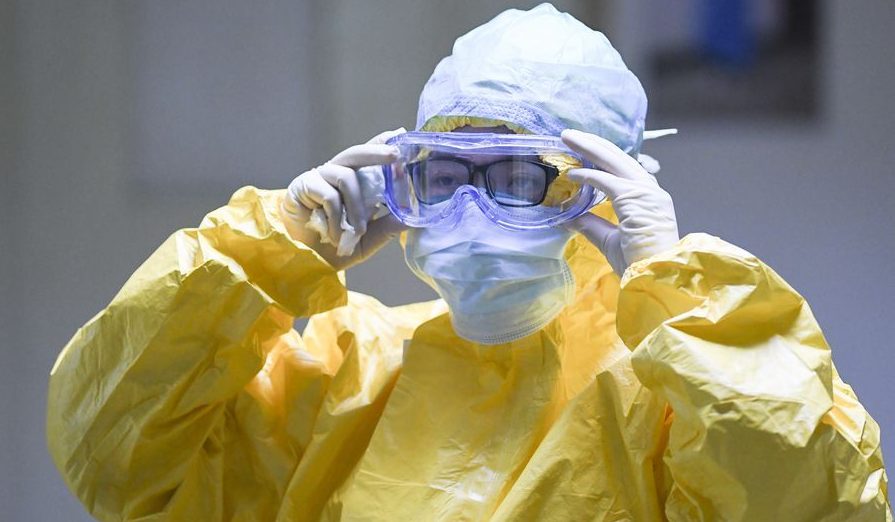 Китайська влада наказала кремувати тіла померлих від коронавірусу в спеціально відведених крематоріях