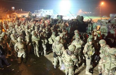 Туреччина відправила у Сирію 60 БТР зі спецпризначенцями