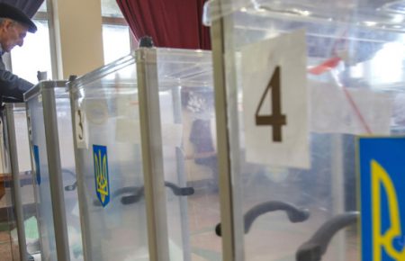 Це може бути переможна тактика команди Зеленського — Саакян про вибори на окупованому Донбасі