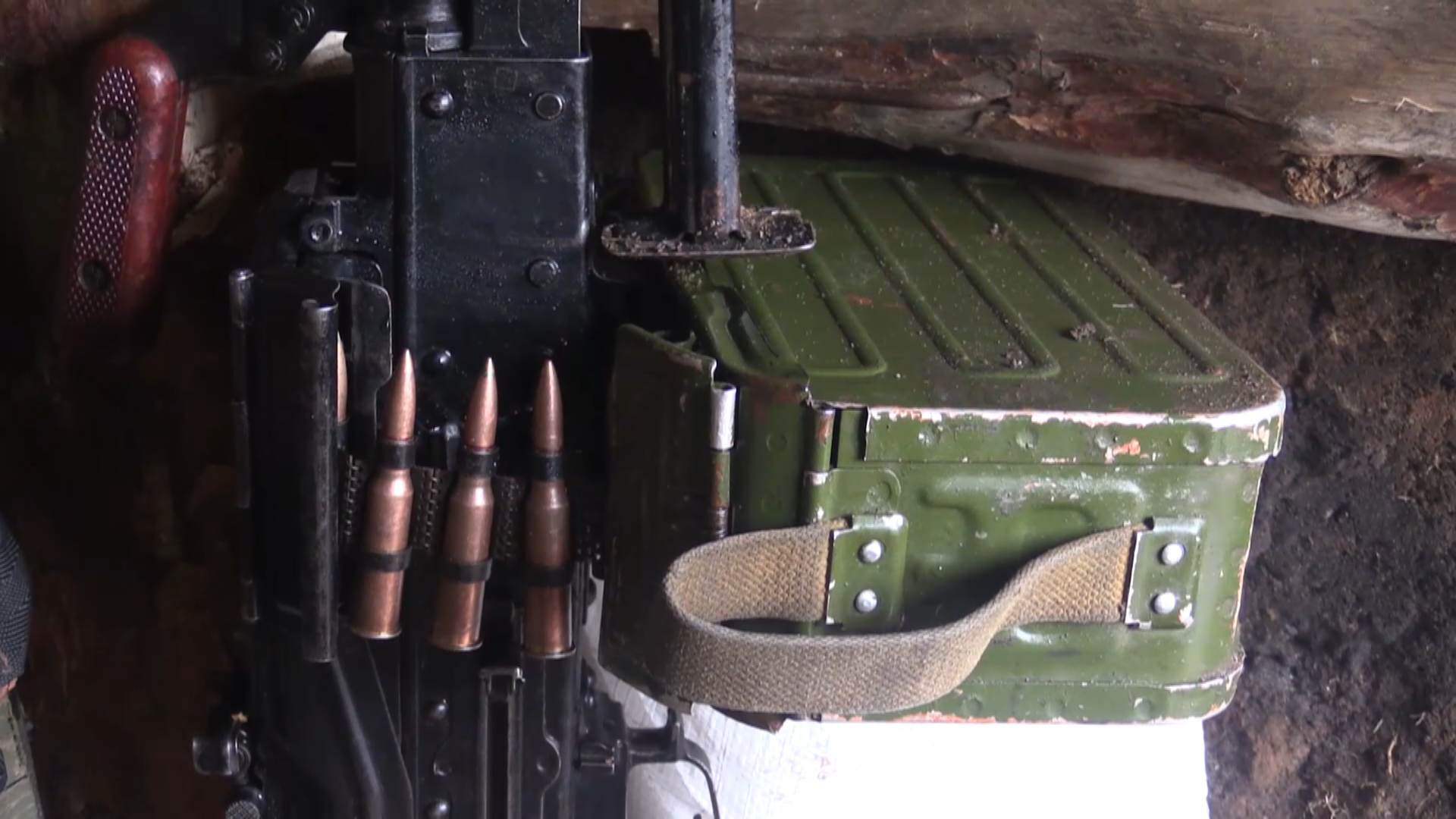 Бойовики використовують село Донецьке, як плацдарм для обстрілу Новотошківського — військовий (відео)