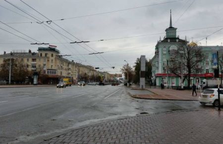 ЗМІ: На окупованому Донбасі українську позбавили статусу «державної», у вишах мову прибирають із програми