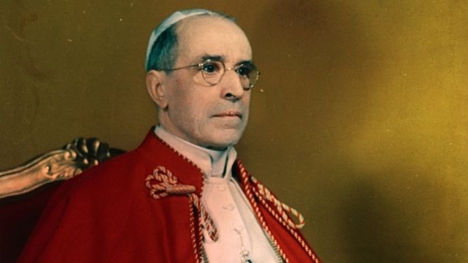 Ватикан оприлюднить архівні документи про Папу Римського часів Голокосту