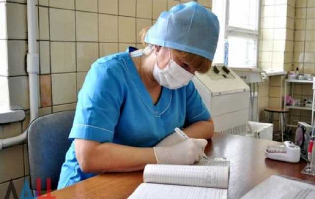 У «ЛНР» бойовики не відпускають медиків у відпустки через коронавірус — джерело