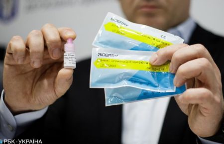 У Франківську швидкі тести виявили коронавірус у 57 пацієнтів із пневмонією — міський голова