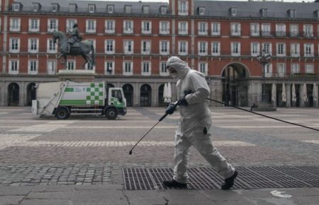 В Іспанії коронавірусом заразилися майже 4 тисячі медиків