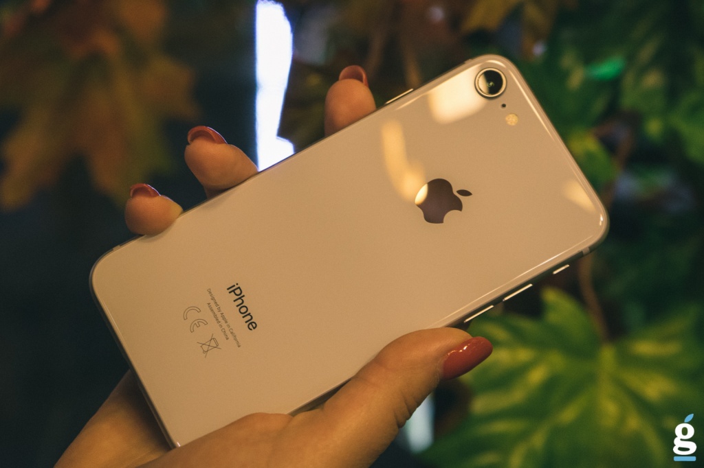 Apple погодилася заплатити штраф за навмисне сповільнення старих айфонів, але не визнала своєї вини — Бєлоусов