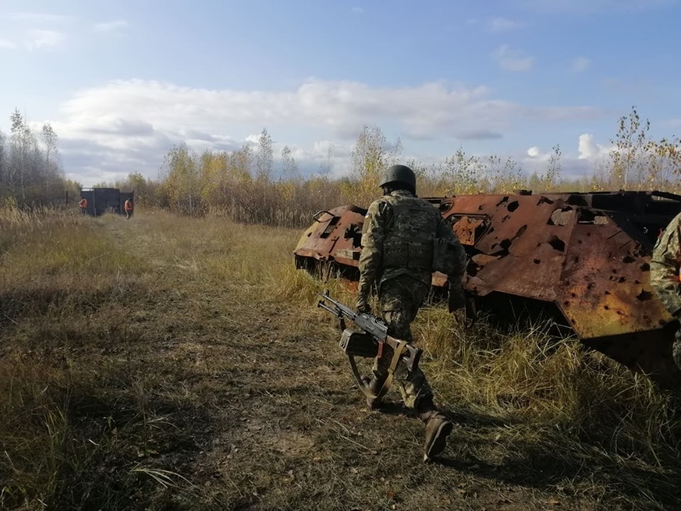 На Донбасі четверо українських військових зазнали поранень