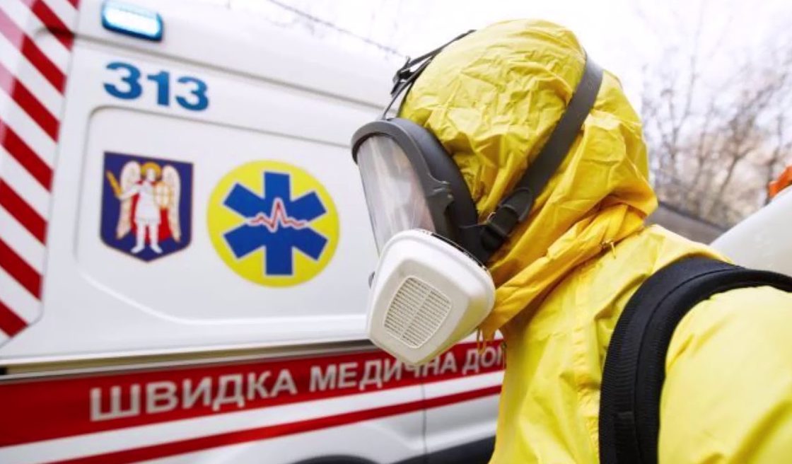 Україна працюватиме за оновленими стандартами надання меддопомоги хворим на COVID-19 — МОЗ