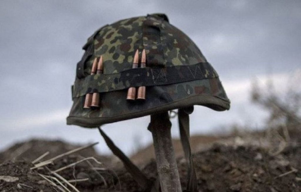 Бойовики вбили одного українського військового