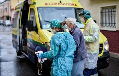 Кількість хворих на коронавірус в Іспанії перевищила 200 тисяч