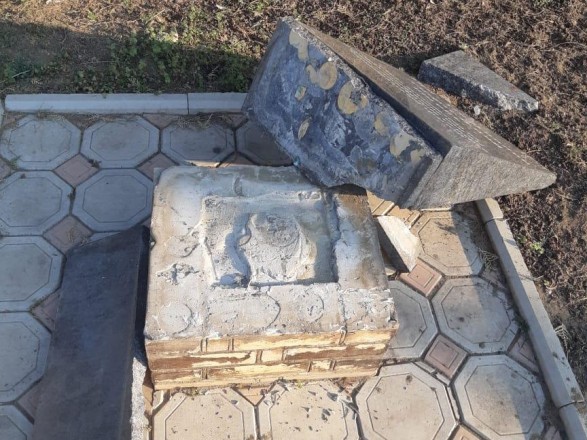 На Одещині зруйнували пам'ятник пам'яті героїв-ліквідаторів та жертв Чорнобильської катастрофи