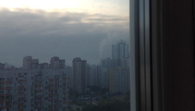 КМДА: причина задимленості у Києві — пожежі на Житомирщині та Зоні відчуження