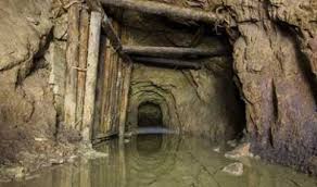 Від отруєння води та ґрунту до обвалу будівель – Лисянський про можливі наслідки затоплення шахт на Луганщині