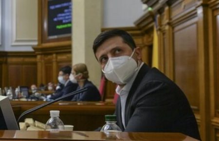 Президент підписав законопроєкт про лікування коронавірусу в Україні