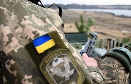 На Донбассе в результате обстрелов ранены двое украинских военнослужащих