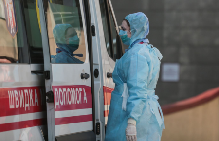 На коронавірус в Україні захворіли 1386 медиків