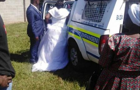 Нарушили карантин: пара поженилась и попала в полицию в один день