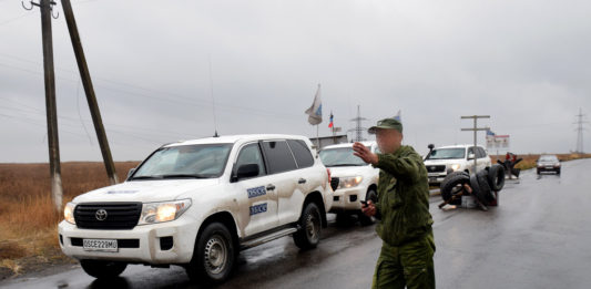Боевики угрожали наблюдателям ОБСЕ и блокировали им выезд из Луганска — источник