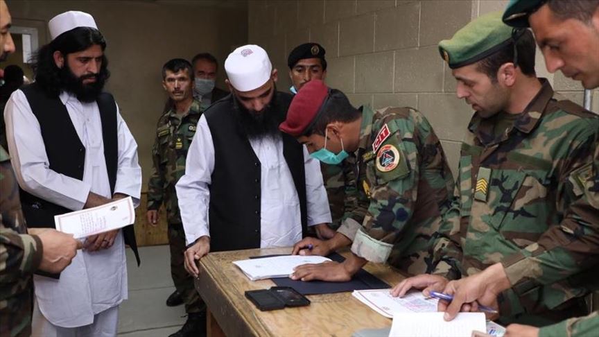 З афганських в'язниць звільнили 100 бойовиків руху «Талібан»
