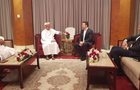 Поездку Зеленского в Оман полностью оплатила его жена — Офис Президента