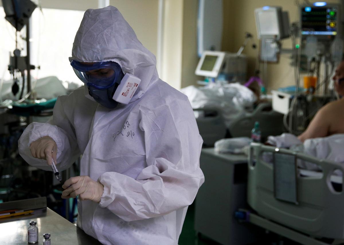 В Україні за добу виявили 393 випадки коронавірусу